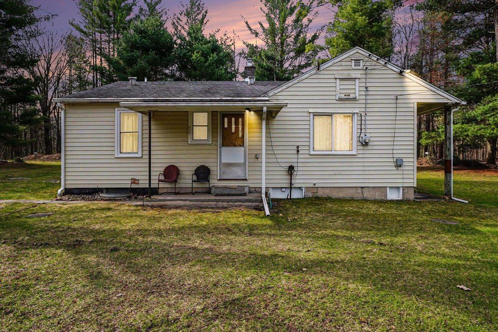 Photo of 1695 Park Drive, Alger, MI 48610 (MLS # 50205322)