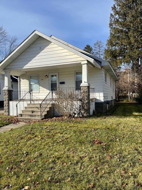 Photo of 1609 Avon Street, Saginaw, MI 48602 (MLS # 50201560)