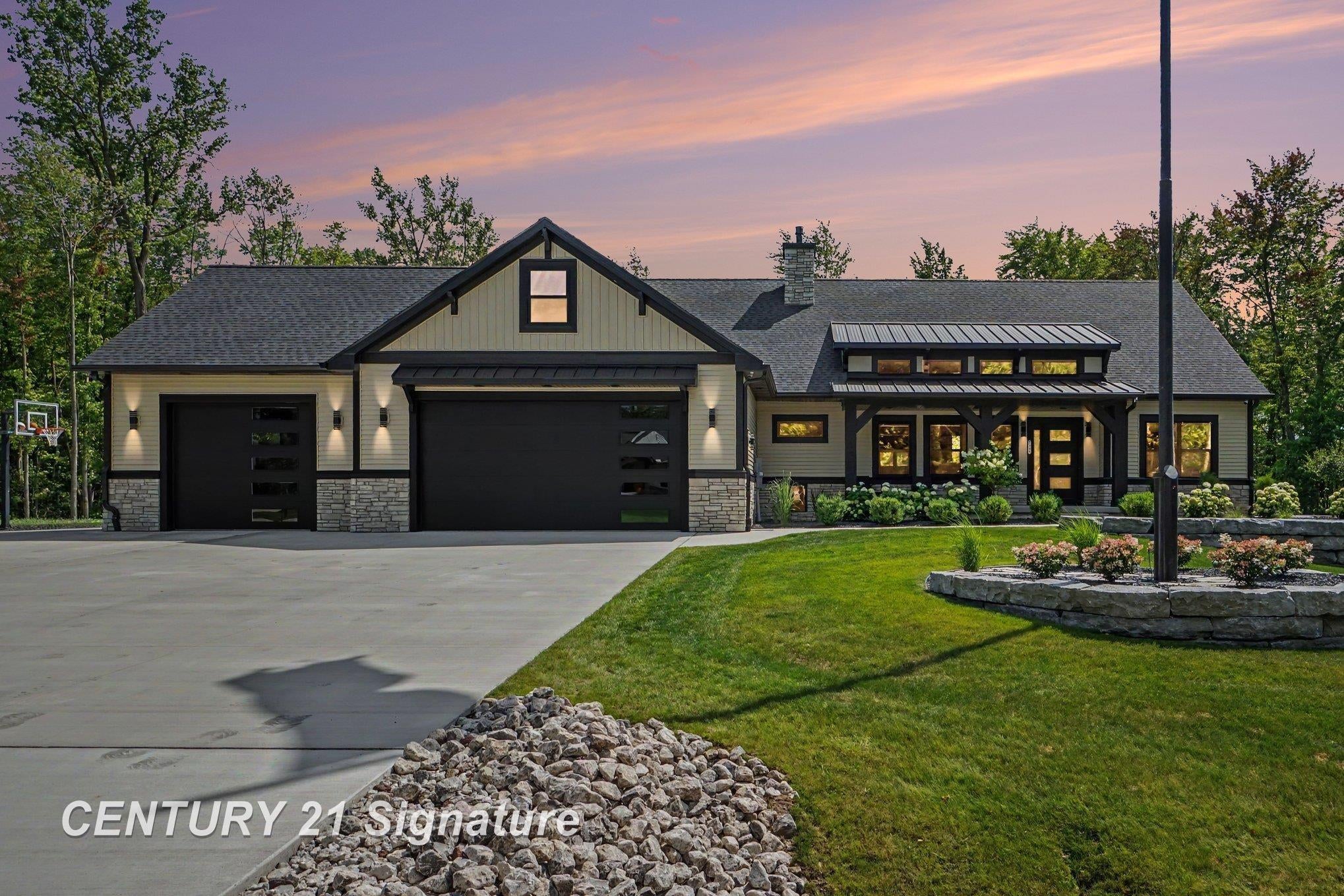 3568 E Douglas Drive