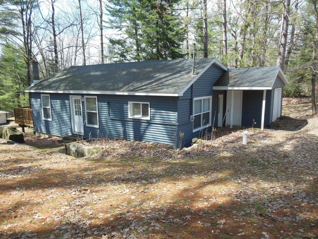 Photo of 302 Ridge Road, Harrison, MI 48625 (MLS # 50204295)