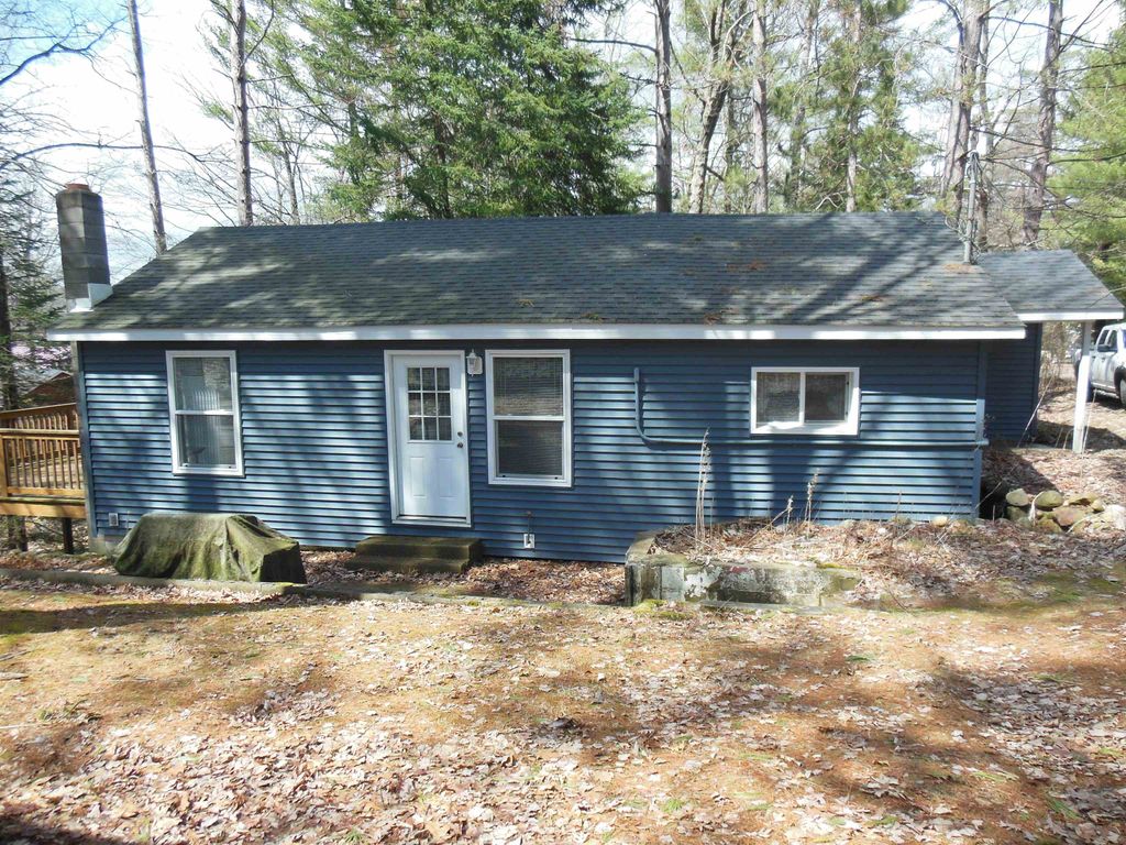 Photo of 302 Ridge Road, Harrison, MI 48625 (MLS # 50204295)