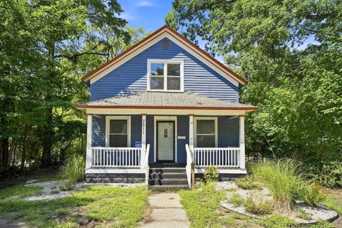 Photo of 2611 Wood Street, Muskegon Heights, MI 49444 (MLS # 70555399)