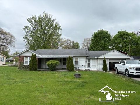3950 W Sterns Road Lambertville MI 48144