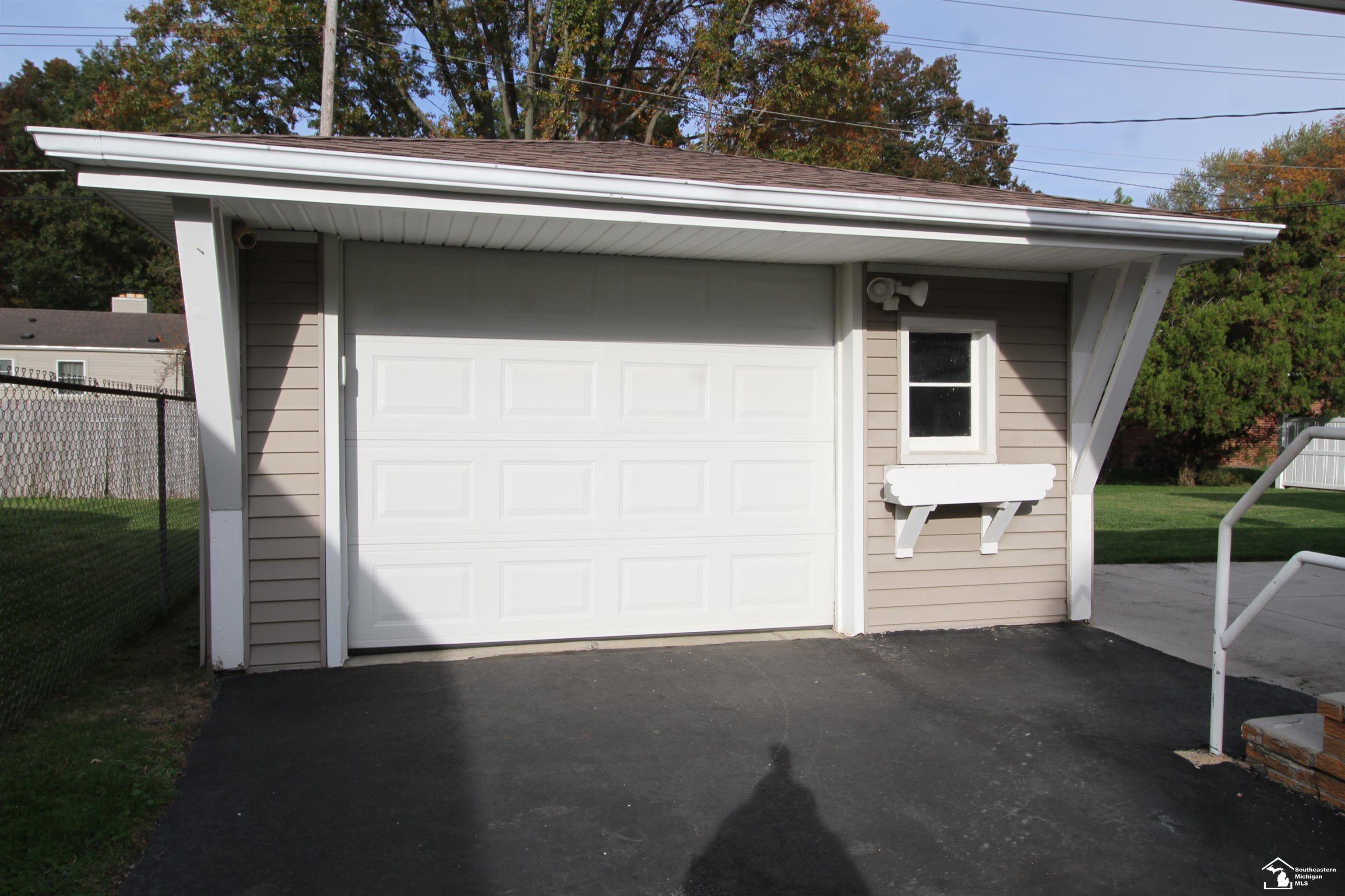 417 Orchard Drive