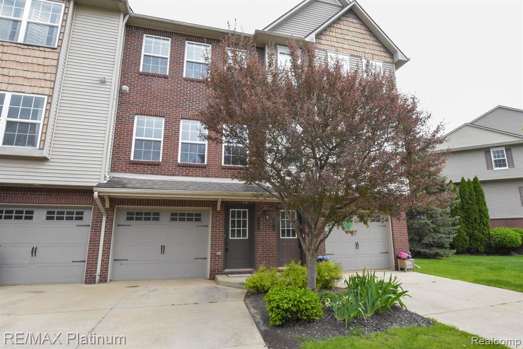 2180 KNOTTY PINE Trail