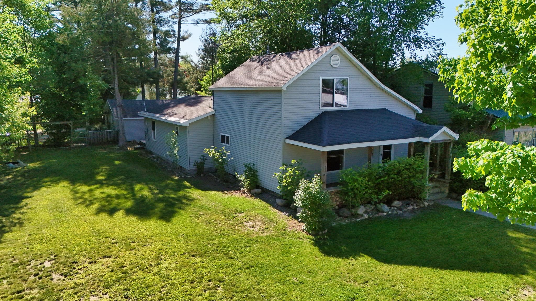 206 N Maple Street