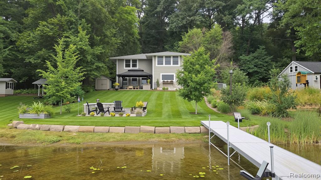 5616 Joslin Lake Drive