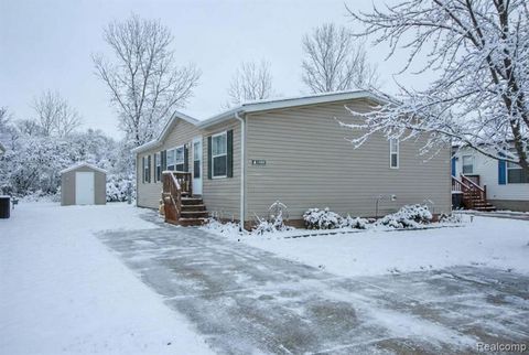 13499 Heritage Street Carleton MI 48117