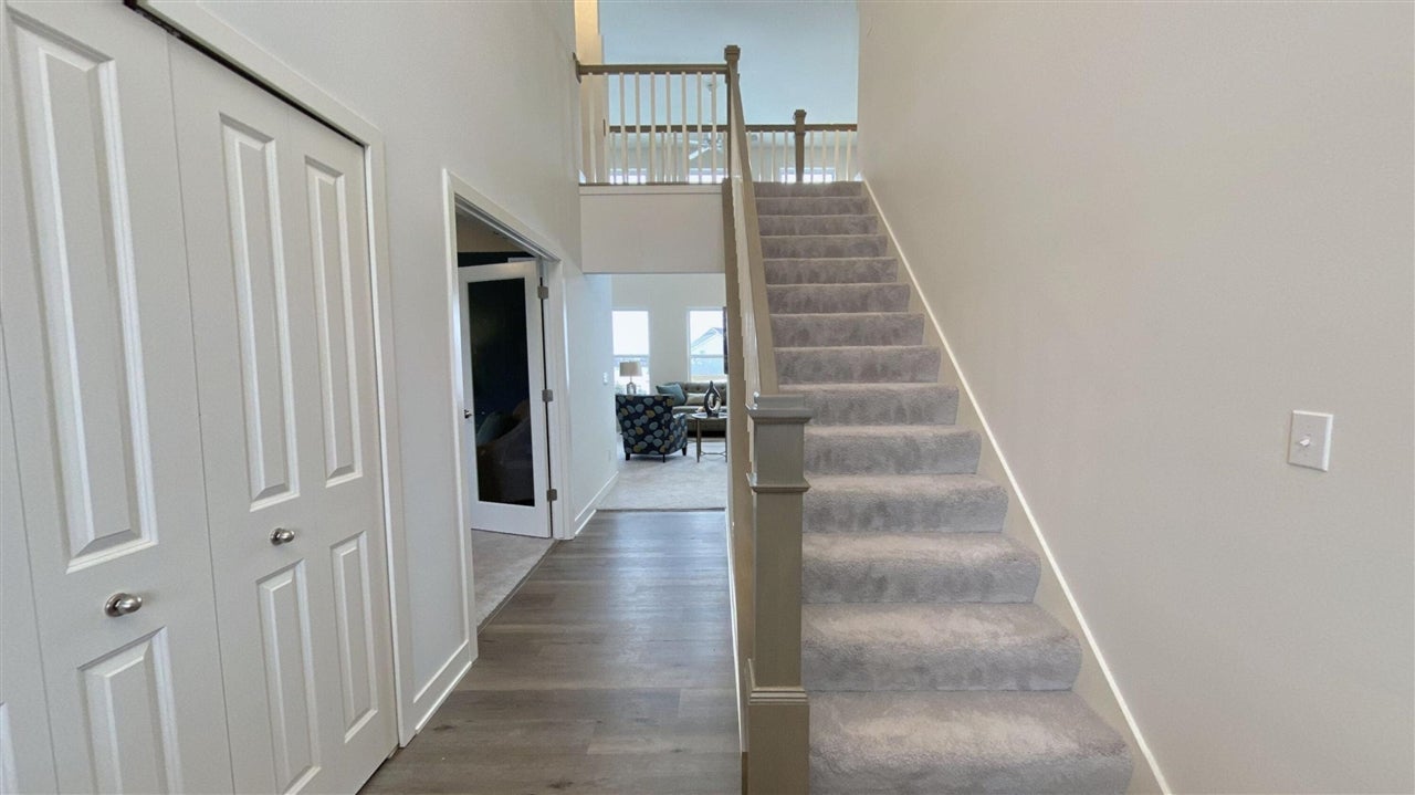 3200 Apple Blossom Way