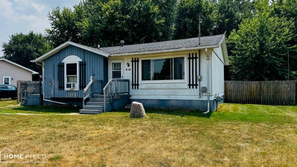 810 E KING ST, CORUNNA, MI 48817 - Image e0546cbdb96771d41fbfea6f8cf4bf21/3270912942