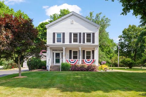Photo of 807 Conklin Drive, Tecumseh, MI 49286 (MLS # 50211006)