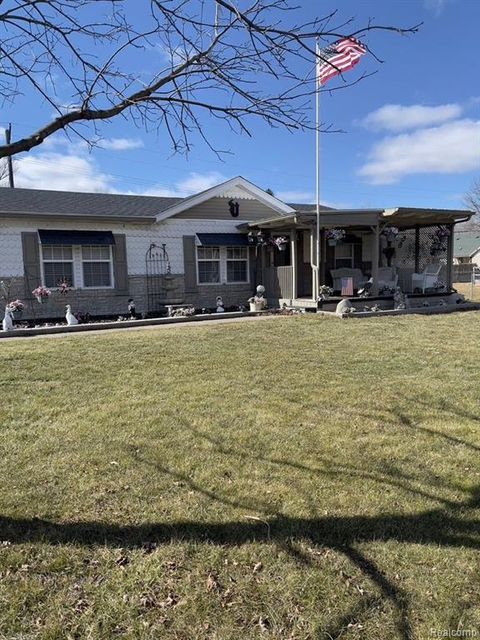 4733 ELM Street Newport MI 48166