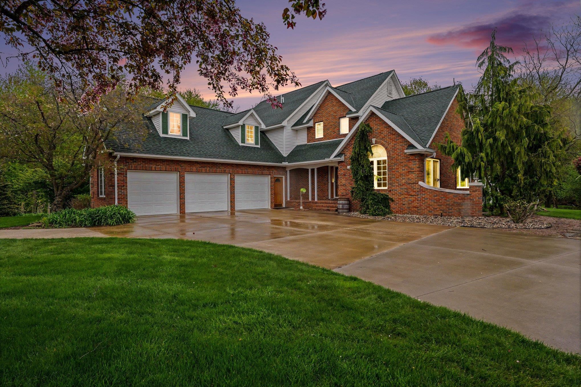 3095 S 9 mile Road