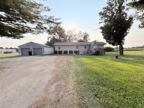 Photo of 21697 Northland Drive, Paris, MI 49338 (MLS # 70554420)