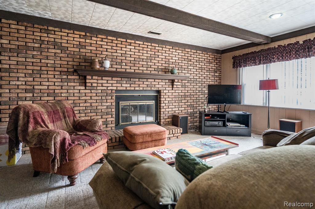 Southfield, Michigan 48075, United States, 3 Bedrooms Bedrooms, ,1 BathroomBathrooms,Residential,Active,192826