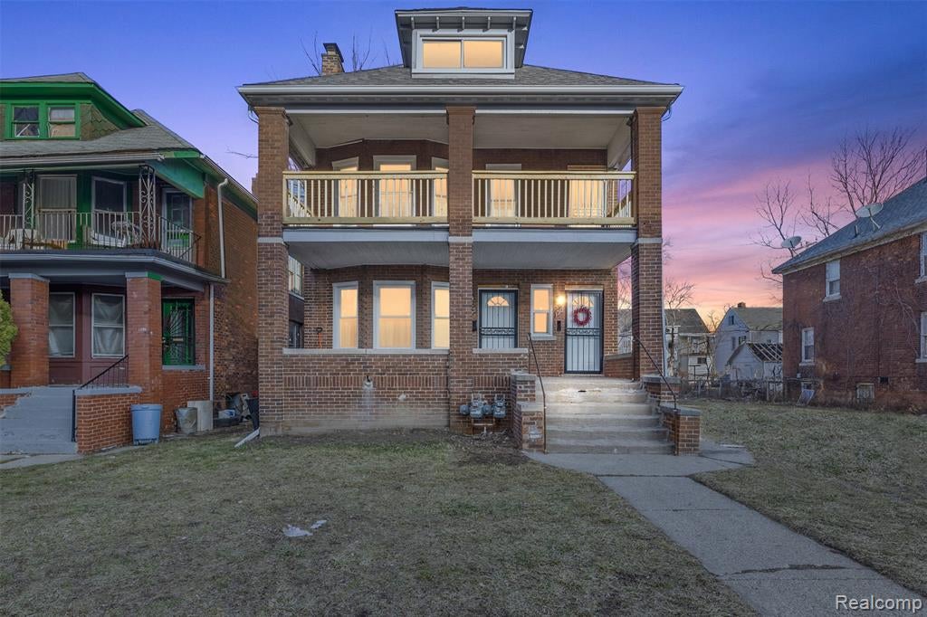 132 Pilgrim Street Studio 3rd Floor