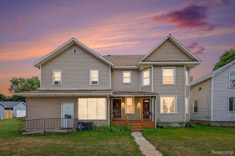 Photo of 1202/1204 Lapeer Avenue, Port Huron, MI 48060 (MLS # 61017585)