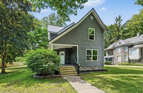 Photo of 209 E High Street, Union City, MI 49094 (MLS # 70538132)