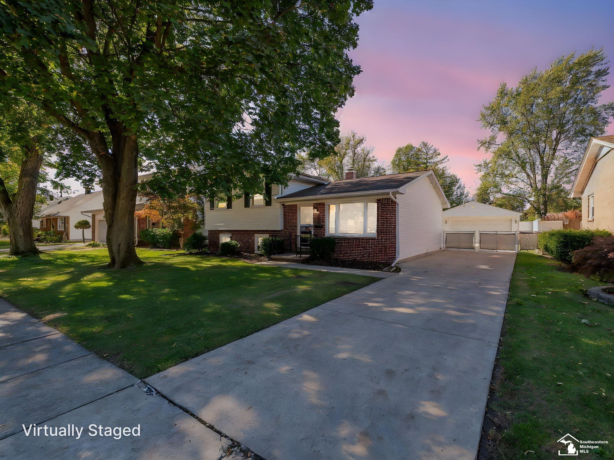729 Lavender Street