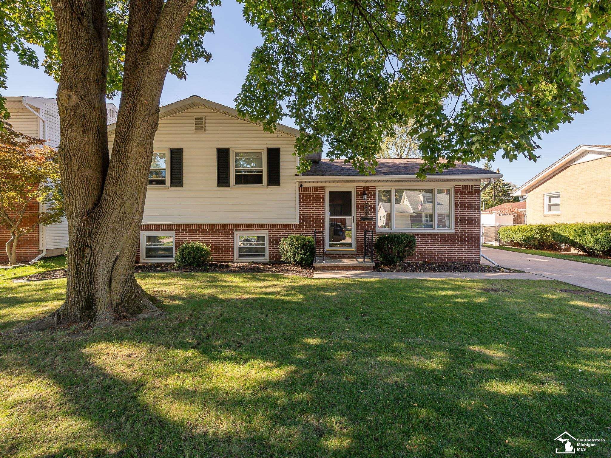 729 Lavender Street