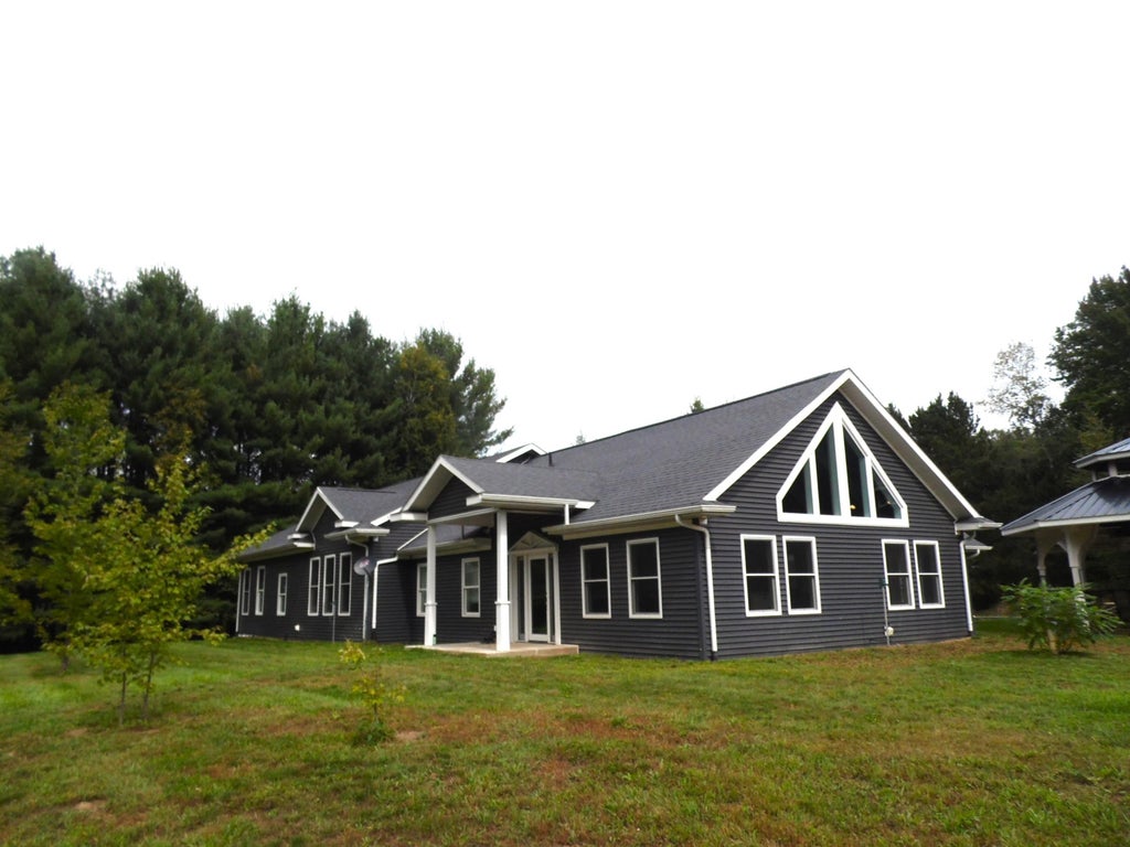 Photo of 3237 Grass Lake Road, Gladwin, MI 48624 (MLS # 50223104)