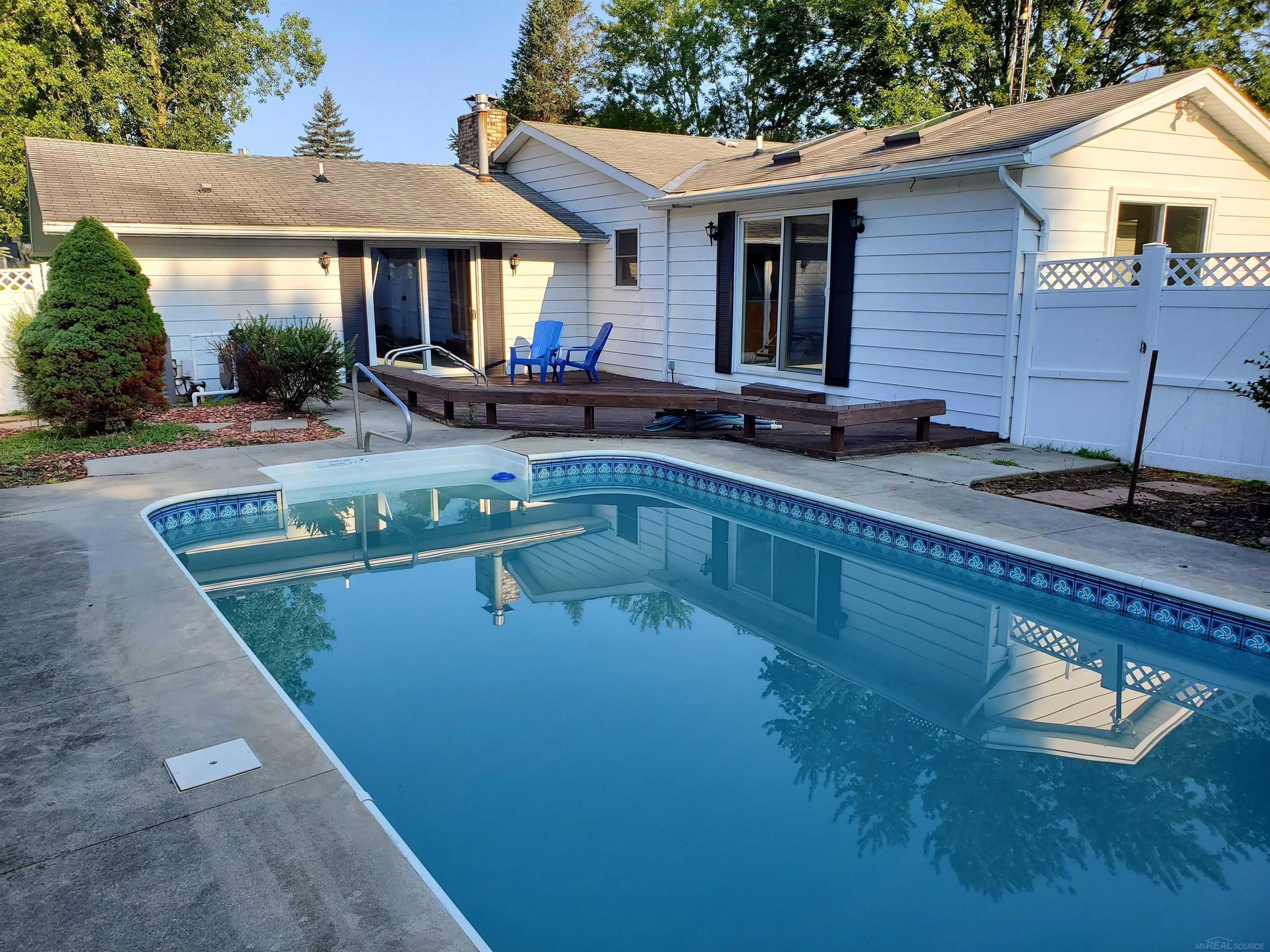 3200 Nokomis Trail