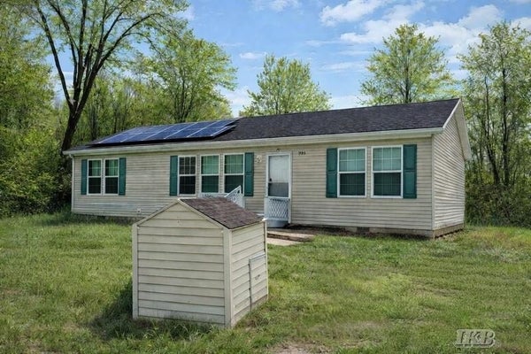 993 EASTON RD, GLADWIN, MI 48624 - Image e4a6361d4eff3e5dfc2aa1a13716d9ce/347756906