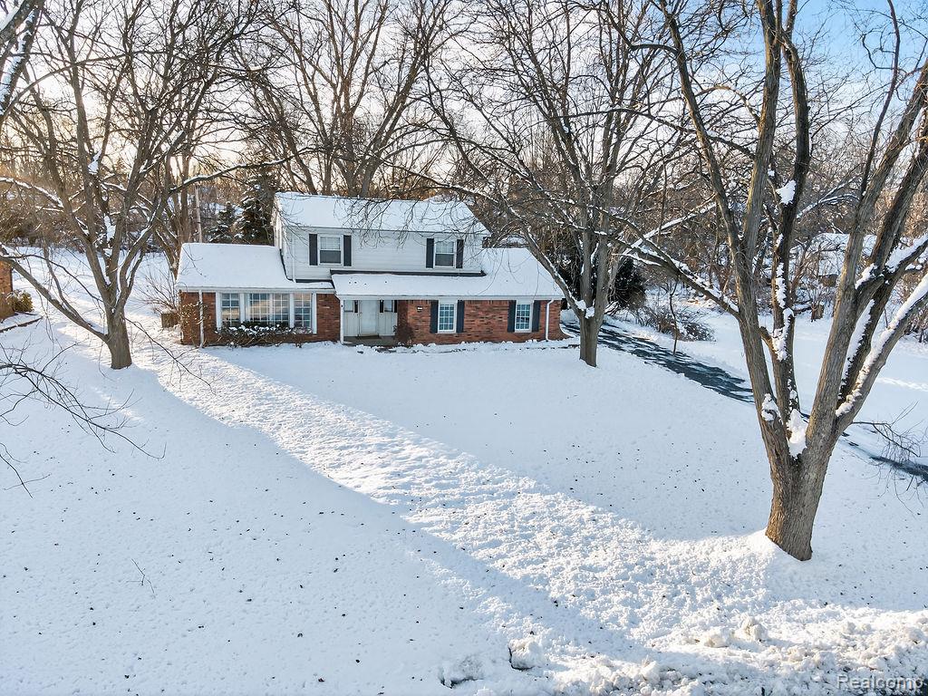 Rochester Hills, Michigan 48309, United States, 3 Bedrooms Bedrooms, ,3 BathroomsBathrooms,Residential,Active,255293