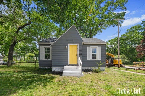 Photo of 2044 Wood Street, Muskegon Heights, MI 49444 (MLS # 70559842)