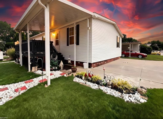 50214 AMBLESIDE CT, SHELBY TOWNSHIP, MI 48315 - Image e5d7b92ec3e905ff06ff581777d3a4d1/79842738