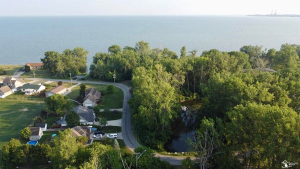 BURKE RD, NEWPORT, MI 48166 - Image e64a9e516fe8347bbcb00486b229fd64/43693146