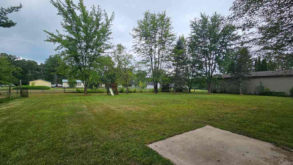 Photo of 1096 E Walnut Street, Beaverton, MI 48612 (MLS # 50216607)