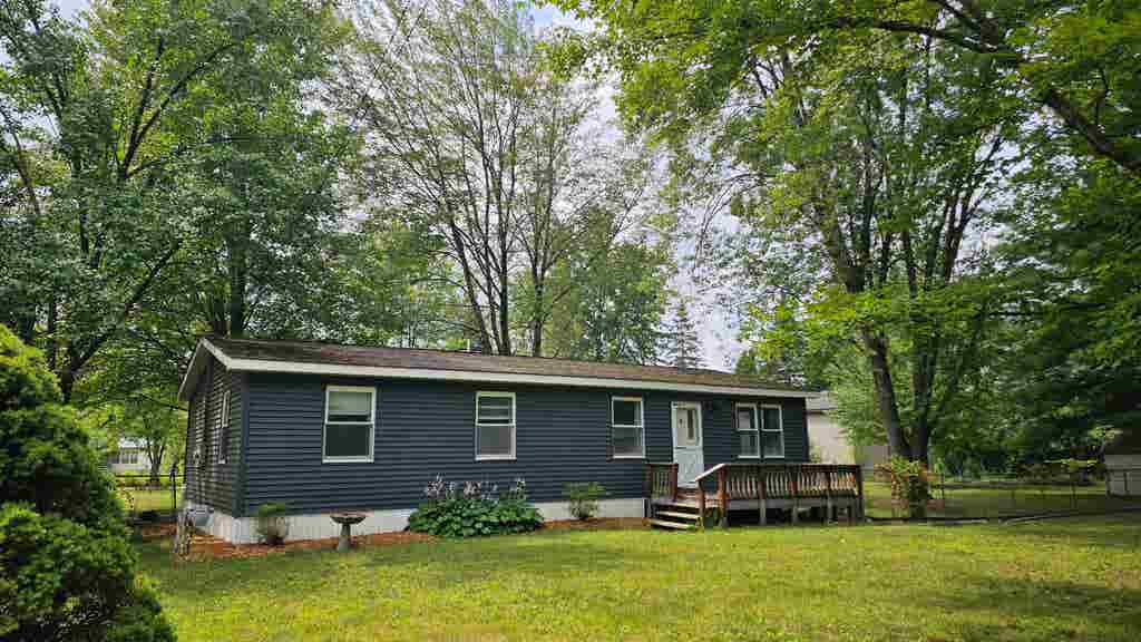 Photo of 1096 E Walnut Street, Beaverton, MI 48612 (MLS # 50216607)