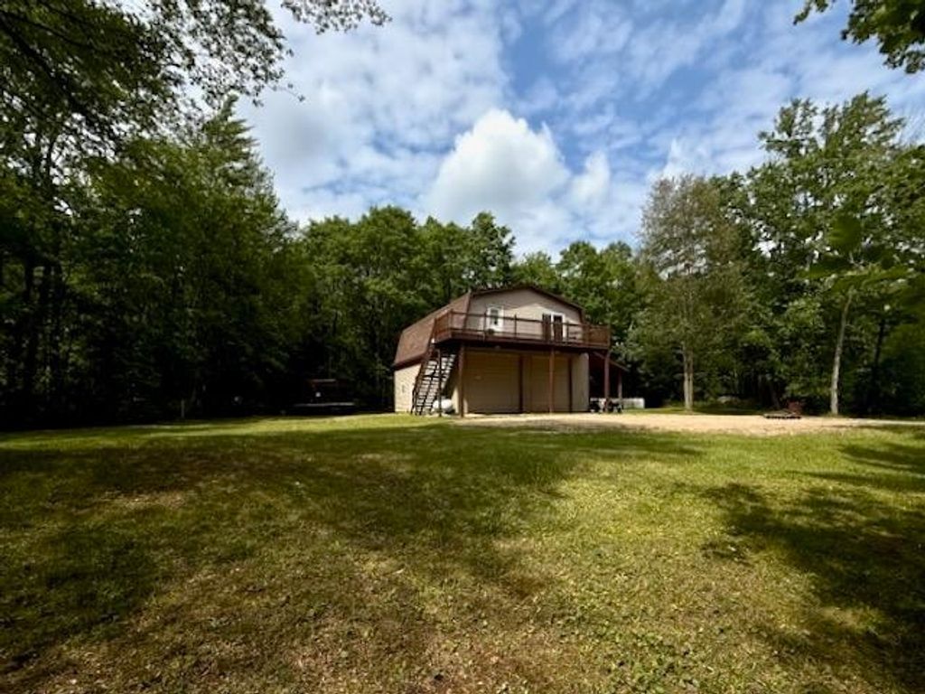 Photo of 2854 N Lakeshore Street, Gladwin, MI 48624 (MLS # 50178108)