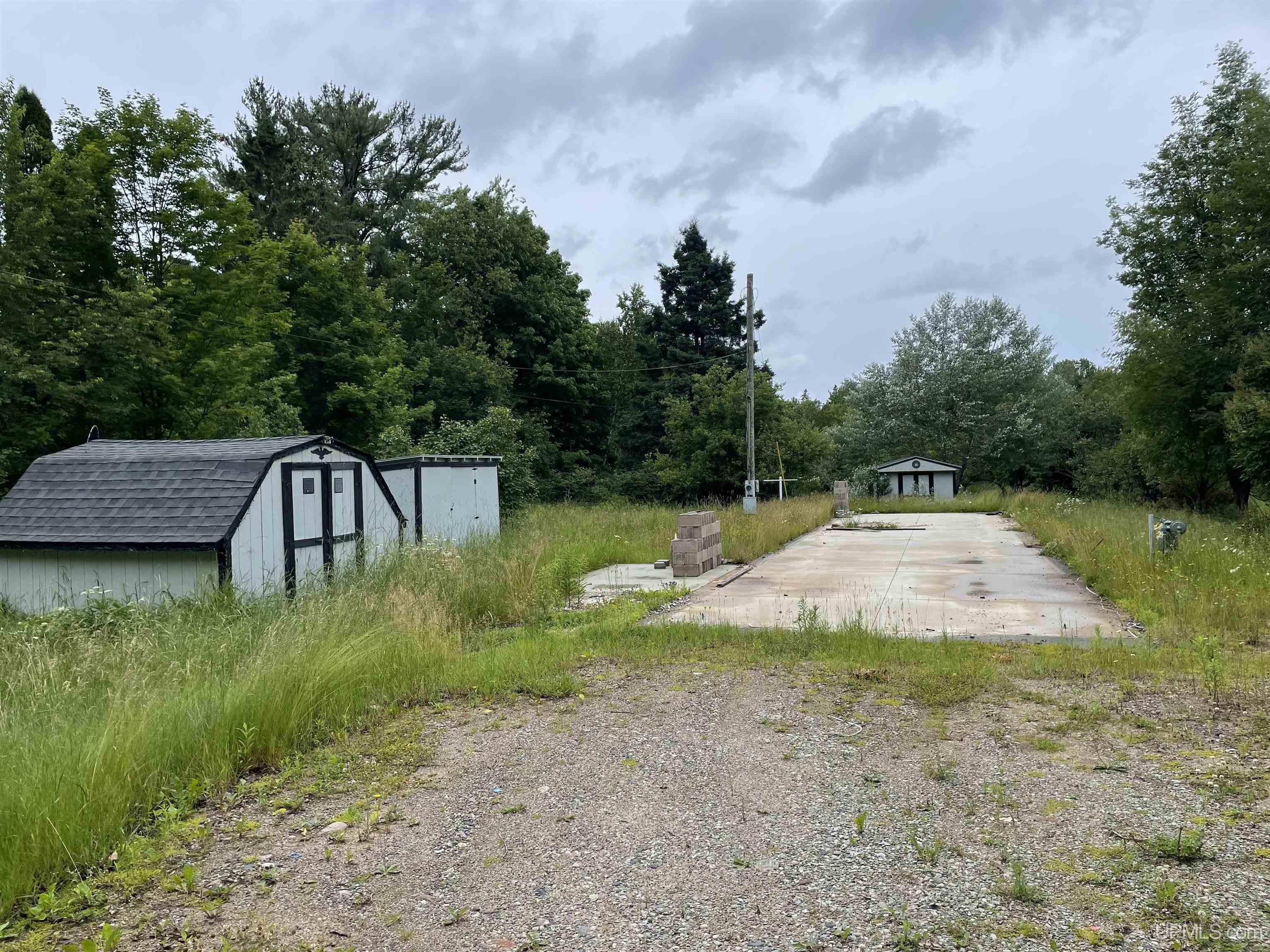 E 9858 Negilski Road