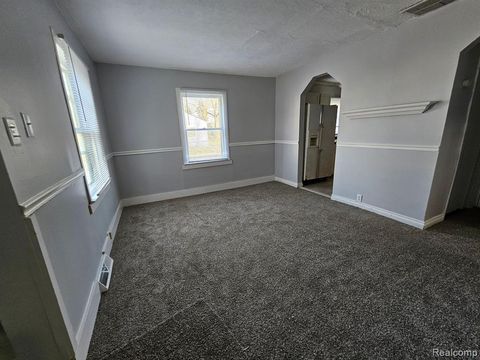 Photo of 6828 MEADOW Avenue, Warren, MI 48091 (MLS # 60984635)