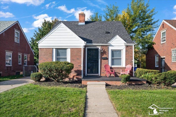 16053 BRINGARD DR, DETROIT, MI 48205 - Image e86f96191bae0af1c7dee43d9724bf25/4150988159