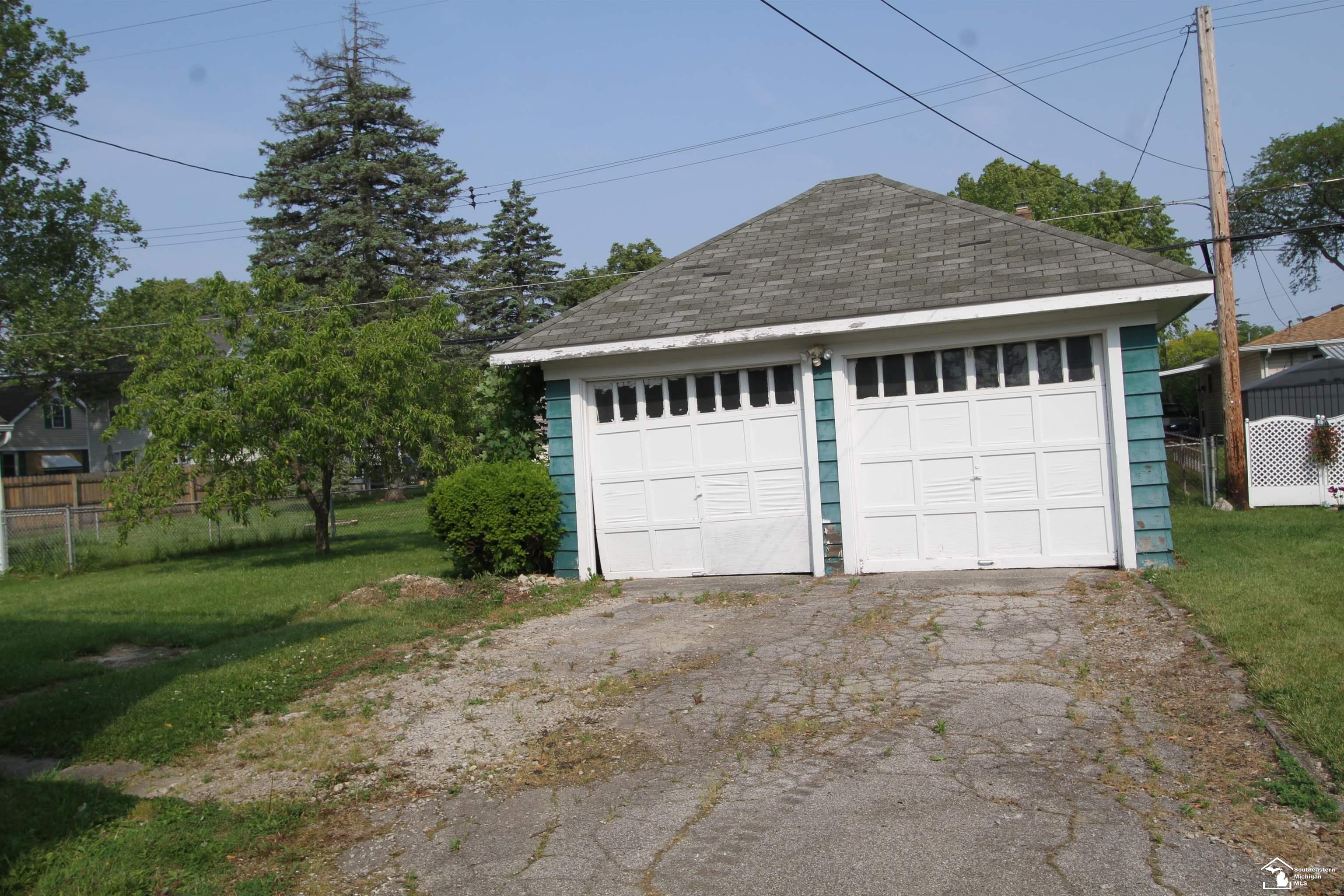 624 Waterloo Avenue