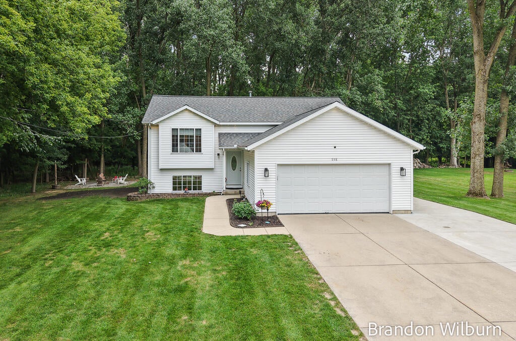 938 Kusterer Drive