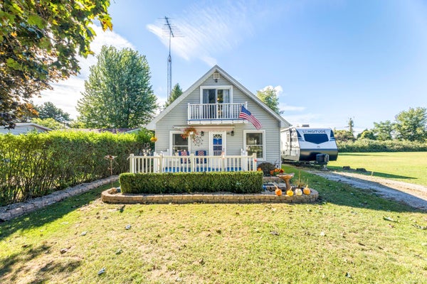 7462 WOODBINE RD, LEXINGTON, MI 48450 - Image e901302e02fe4e10476ea949352de53e/770923577