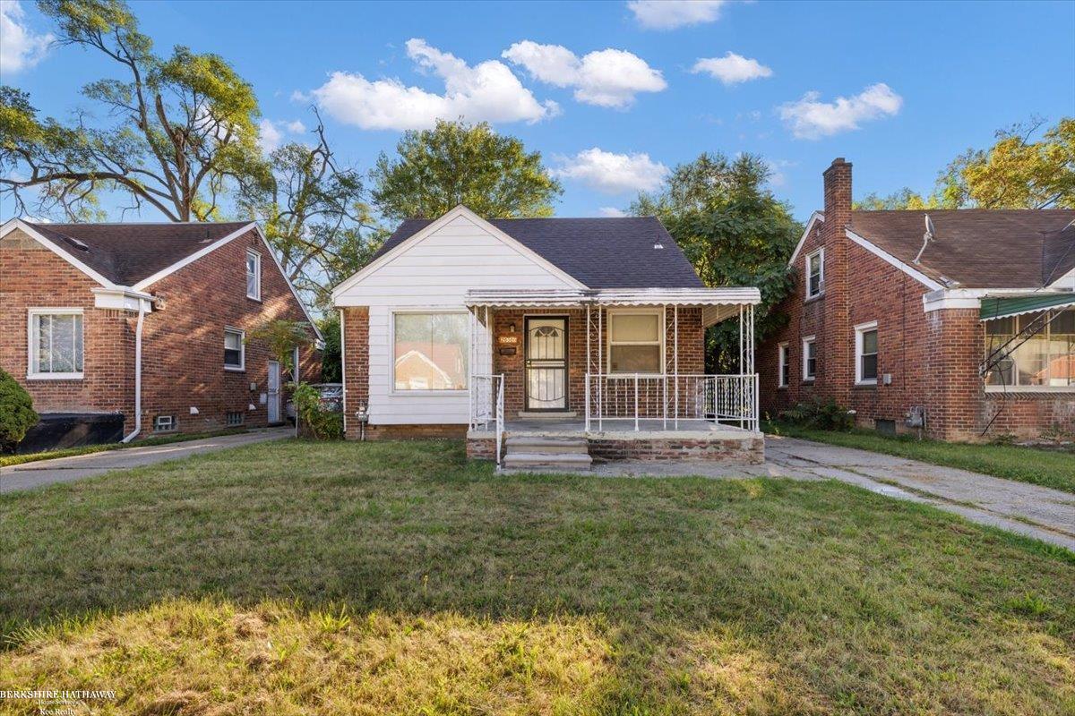 Detroit, Michigan 48235, United States, 4 Bedrooms Bedrooms, ,1 BathroomBathrooms,Residential,Active,213028