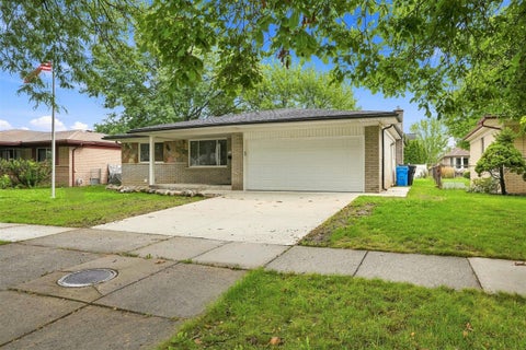 Photo of 1810 Briarwood Drive, Madison Heights, MI 48071 (MLS # 70558003)