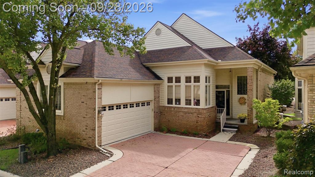 38147 N Vista Drive
