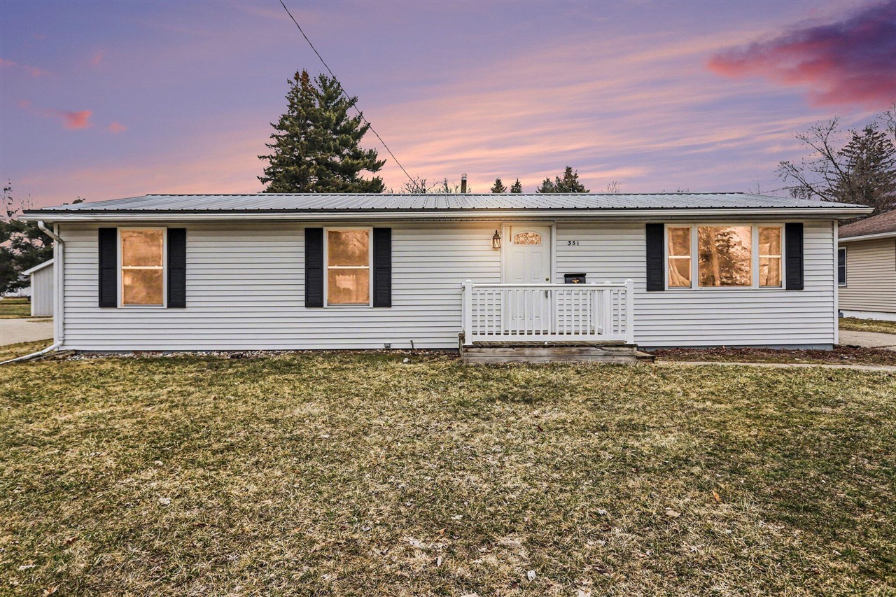 351 Roosevelt Street