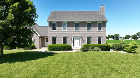 Photo of 9451 W Tuscola Road, Frankenmuth, MI 48734 (MLS # 50212662)