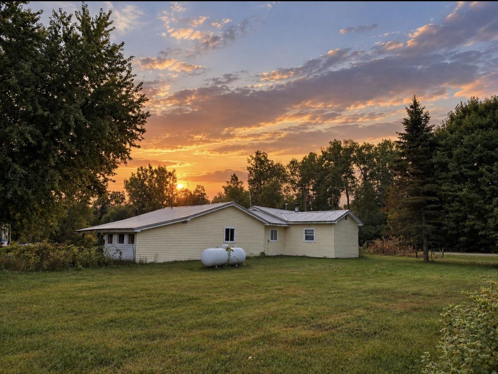 Photo of 4575 Cummings Road, Rhodes, MI 48652 (MLS # 50221971)