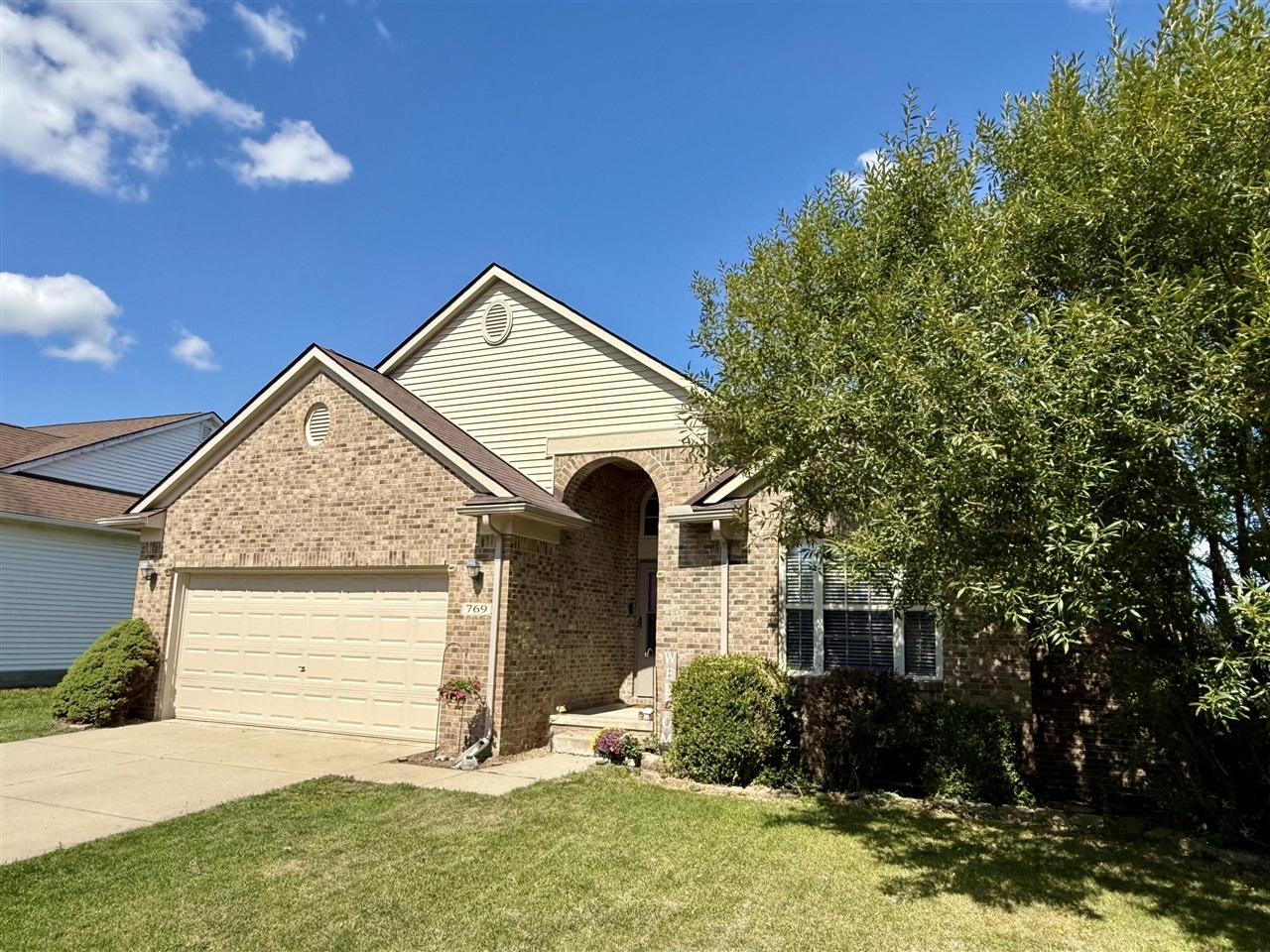 769 Falcon Drive