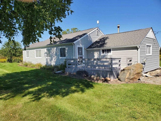 5555 GARDNER LINE RD, CROSWELL, MI 48422 - Image ec1d4e80996cbfa4ca68ef25b8504f57/653727702