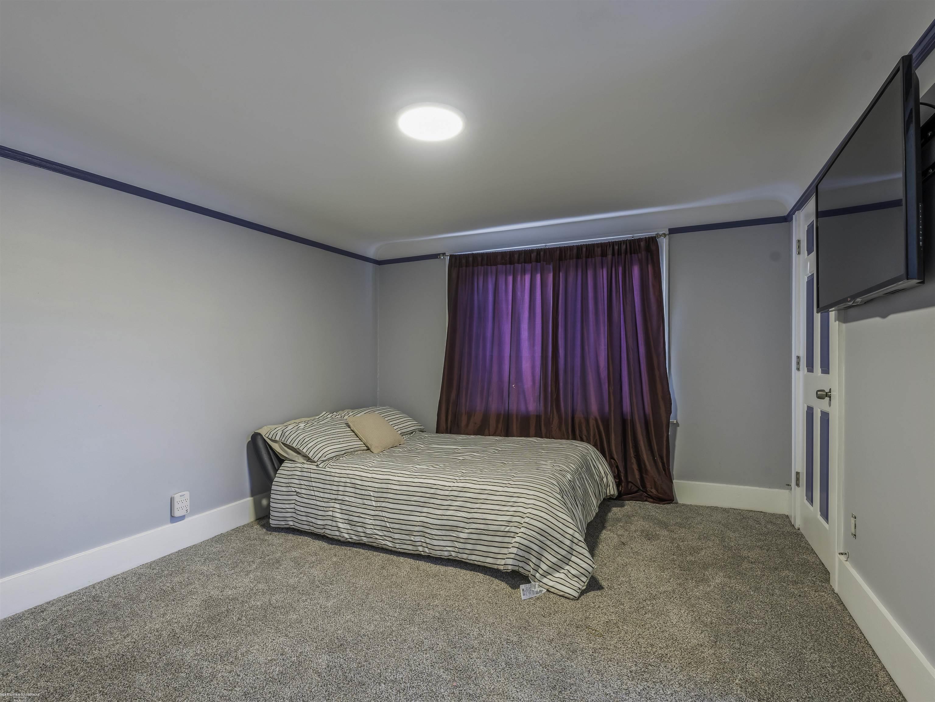 Saint Clair Shores, Michigan 48080, United States, 3 Bedrooms Bedrooms, ,3 BathroomsBathrooms,Residential,Active,257386