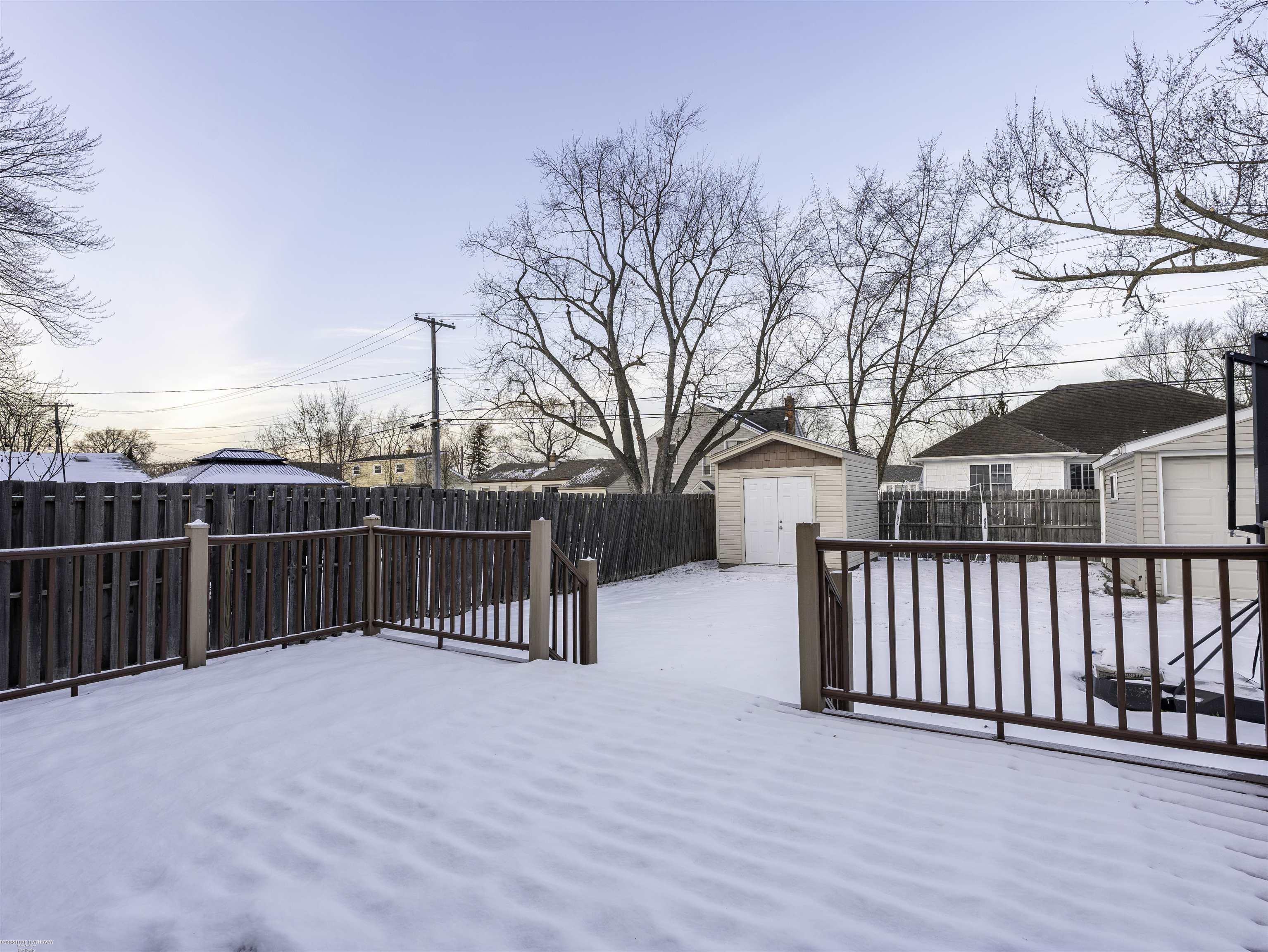 Saint Clair Shores, Michigan 48080, United States, 3 Bedrooms Bedrooms, ,3 BathroomsBathrooms,Residential,Active,257386